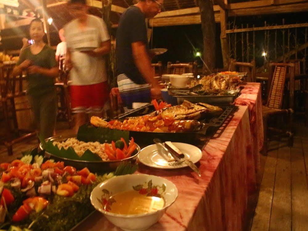 Chindonan Dive And Beach Resort Coron Esterno foto